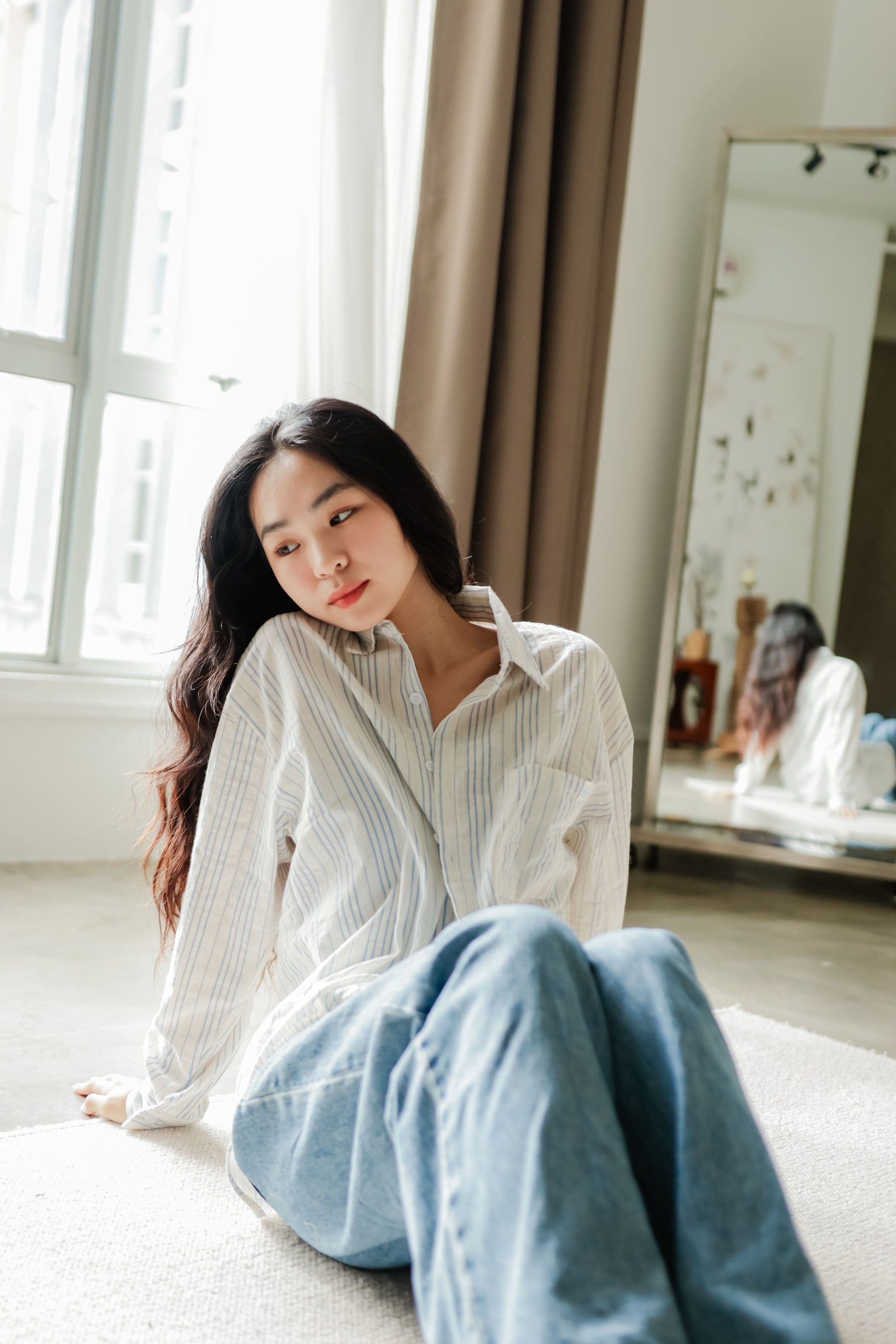 Blue Sunday stripe shirt with relaxed fit and button-down front – breezy and versatile for everyday styling