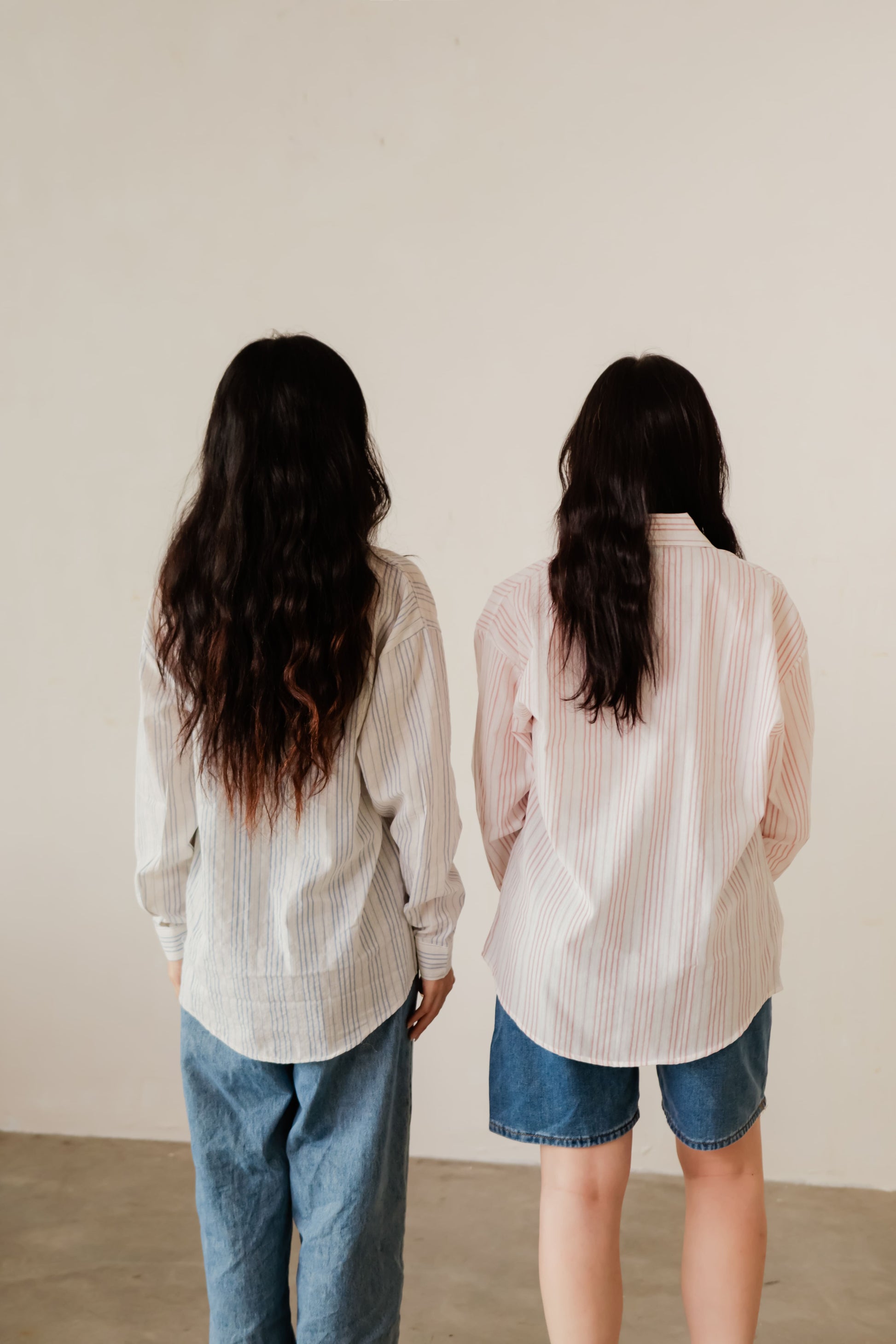Pink Sunday stripe shirt with relaxed fit and button-down front – breezy and versatile for everyday styling