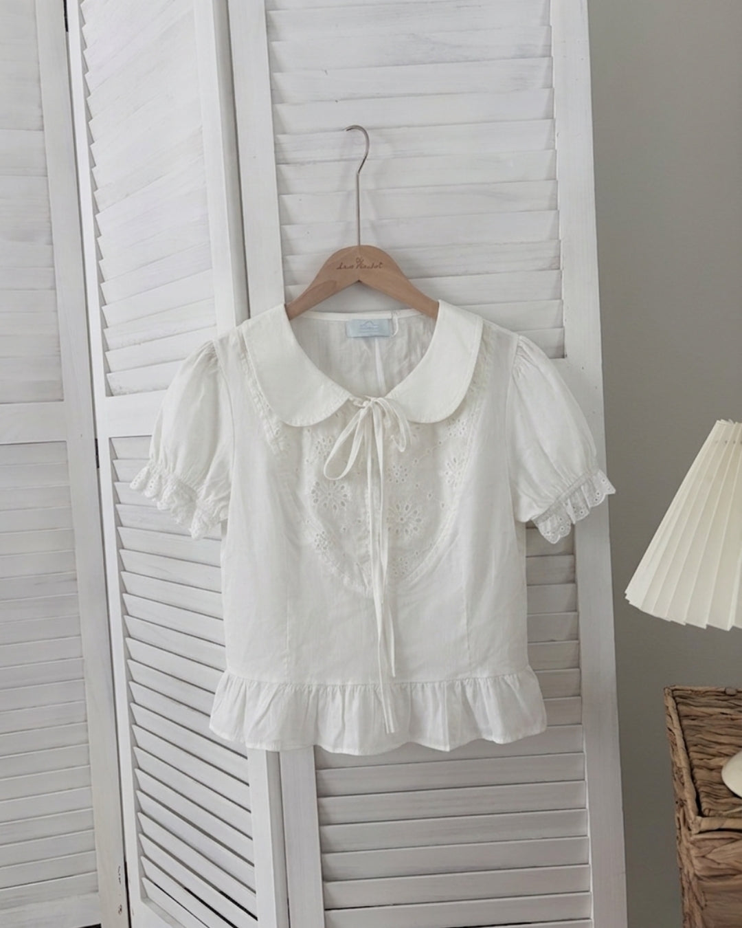[SALE] Eyelet Lace Peter Pan Collar Blouse