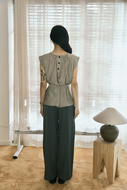 Carefree Tie-Up Sleeveless Blouse in Sand