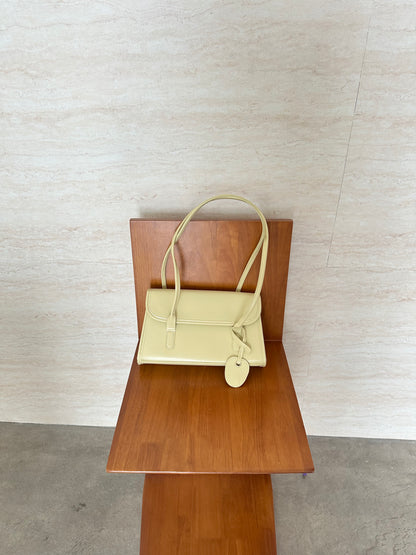 Baguette Bag in Butter