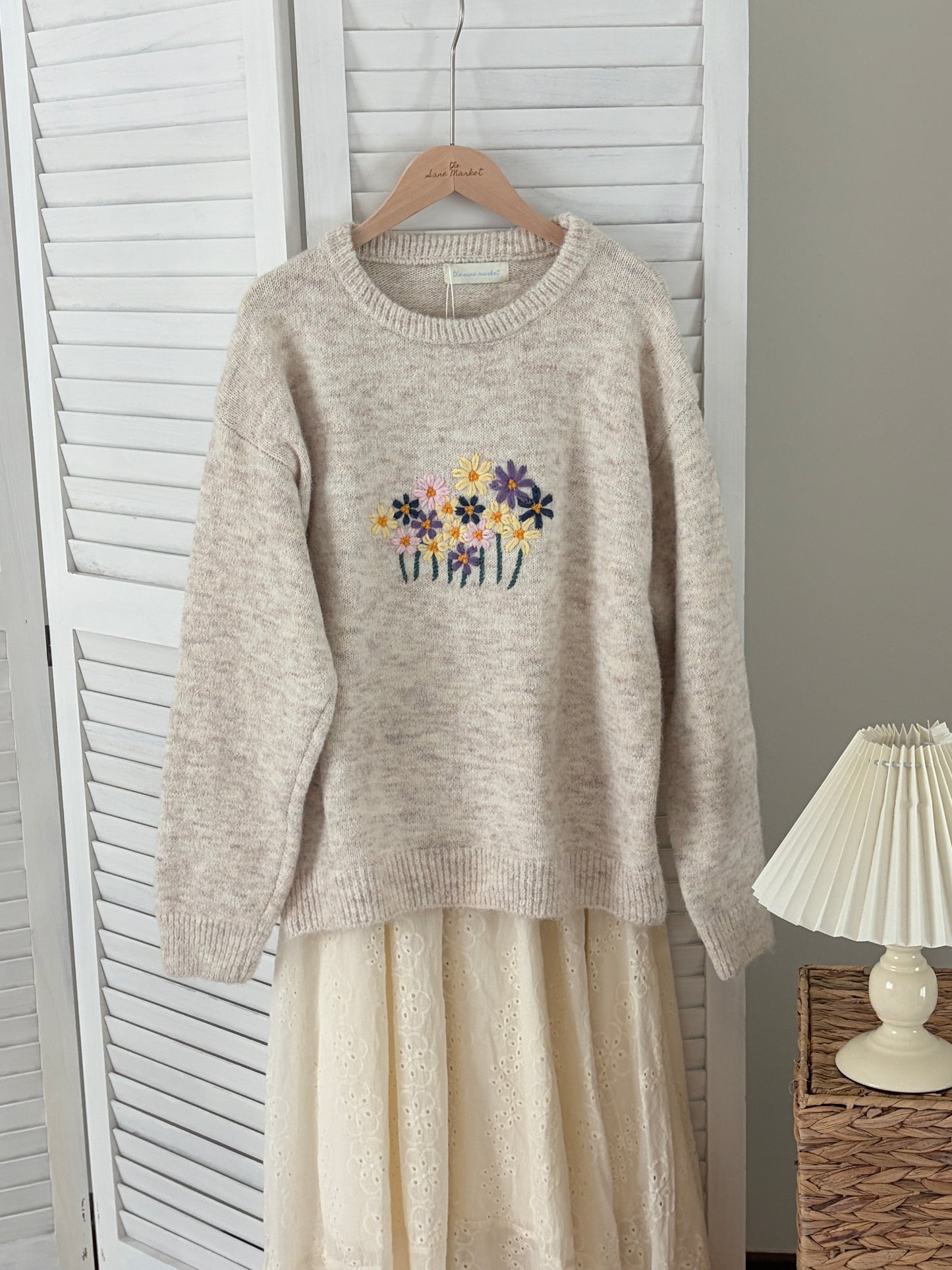 [SALE] Floral Embroidered Knit Sweater