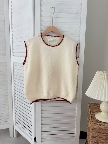 [SALE] Contrast Trim Knit Vest