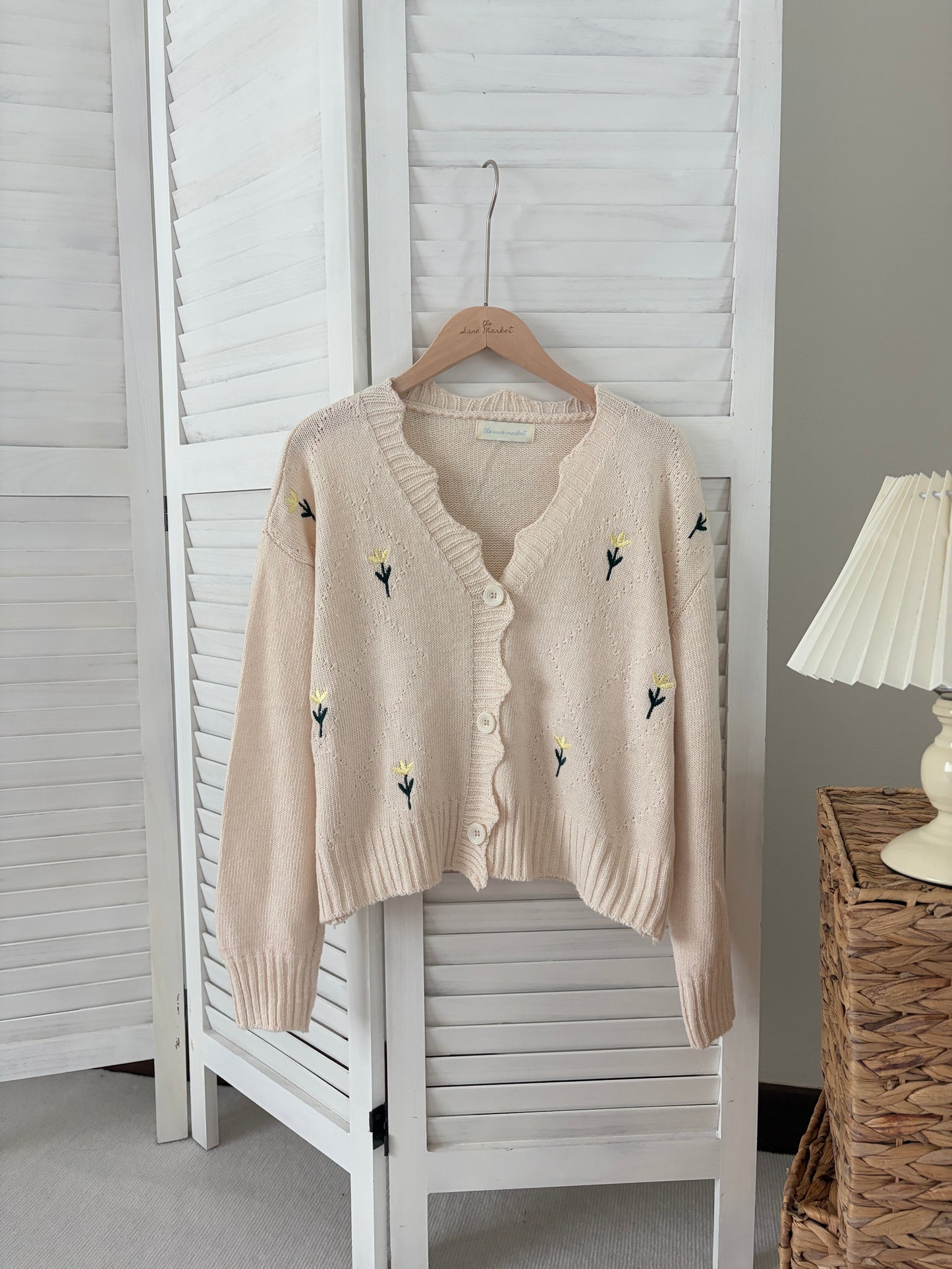 [SALE] Spring Floral V-Neck Cardigan in Cream